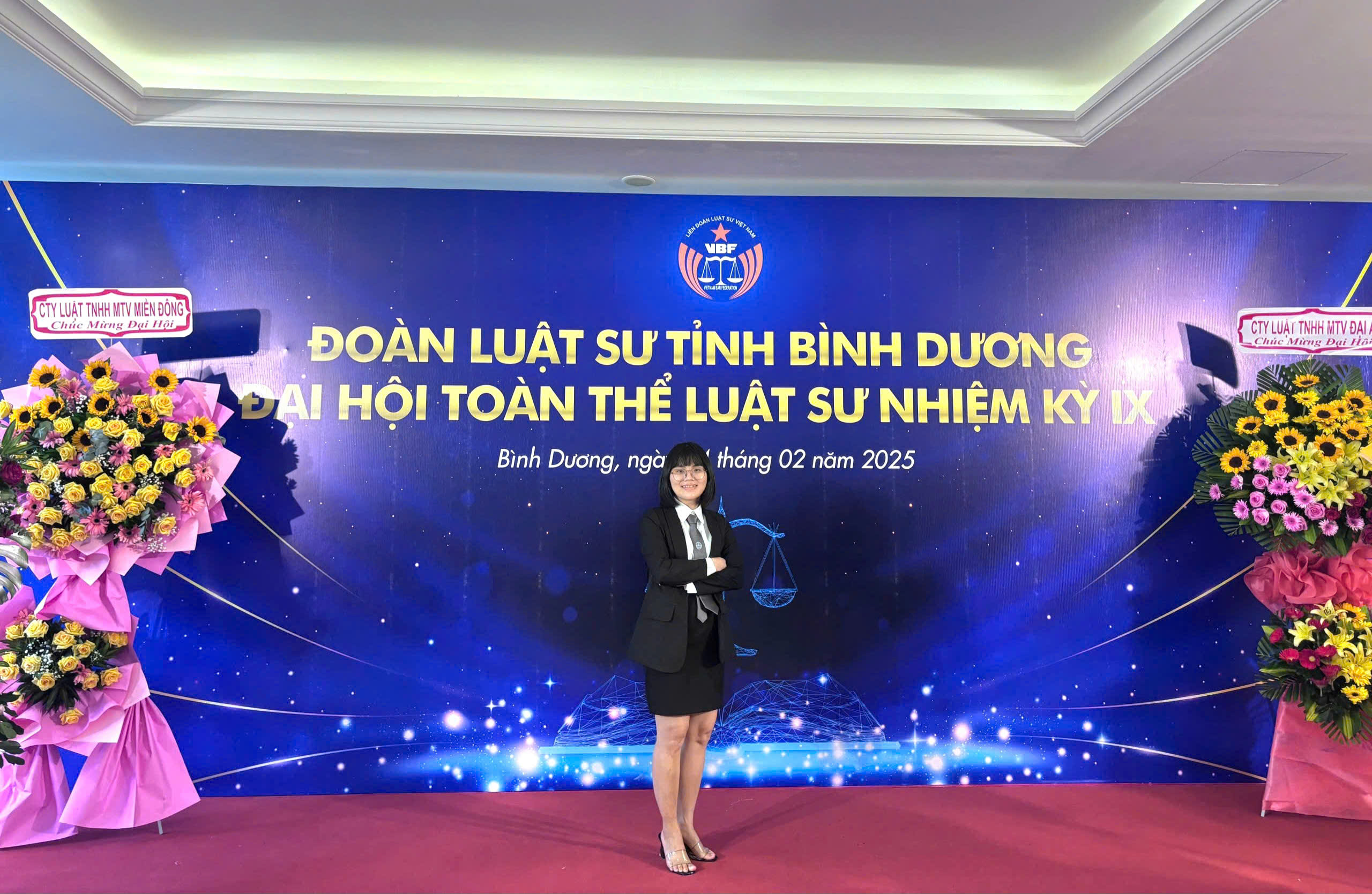 Liên hệ Luật sư để biết chi phí ly hôn trọn gói tại Dĩ An qua số 0934 674 599 – 0971 491 595