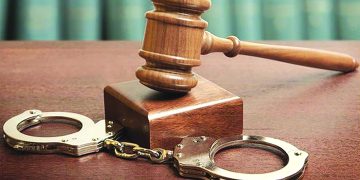 Liên hệ dịch vụ luật sư hình sự tại Dĩ An qua số 0934 674 599 – 0971 491 595